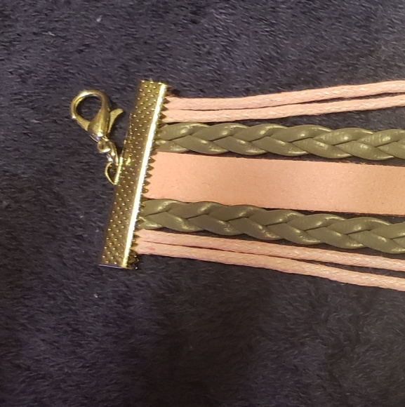 Bracelet of Love - Picture 3 of 5